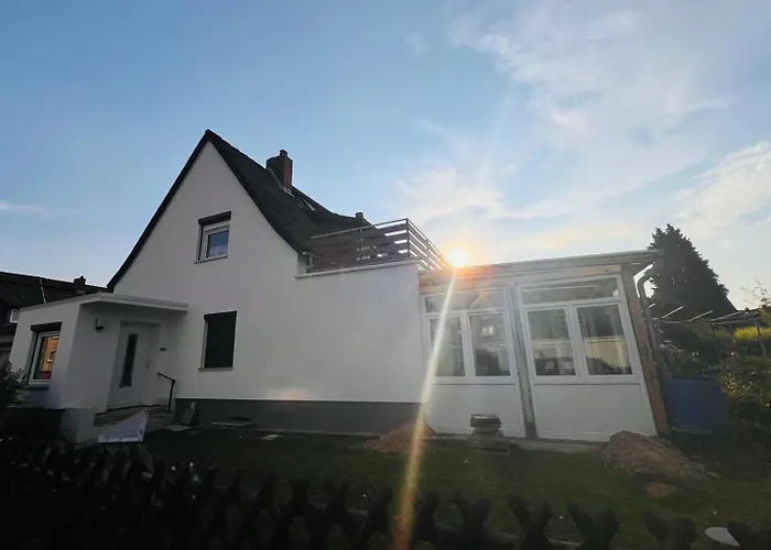 公寓 Naehe Stadtpark, Renoviert, Businesswohnung, Monteurwohnung, Geschaeftsreisendewohnung, Garten, Balkon,parkplatz 萨尔茨吉特