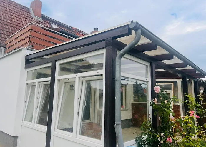 Naehe Stadtpark, Renoviert, Businesswohnung, Monteurwohnung, Geschaeftsreisendewohnung, Garten, Balkon,parkplatz 公寓 *